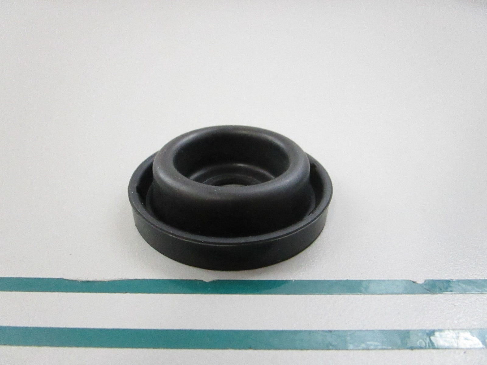 NEW OEM 96401 Mercury Quicksilver Seal 0810