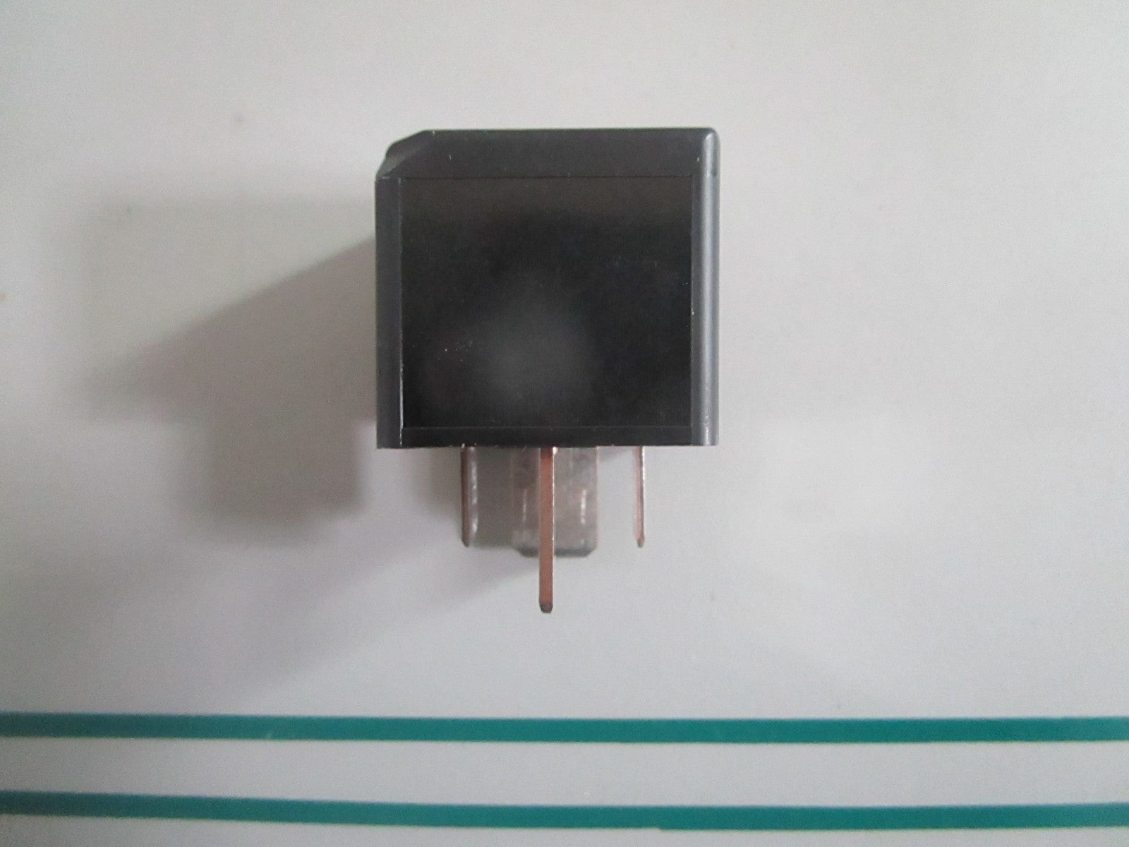 NEW P27-1225 Paccar Micro Relay For: Peterbillt 0820