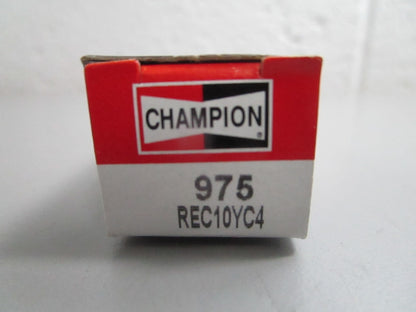 *NEW* (LOT OF 8) 0820 Champion Spark Plug REC10YC4