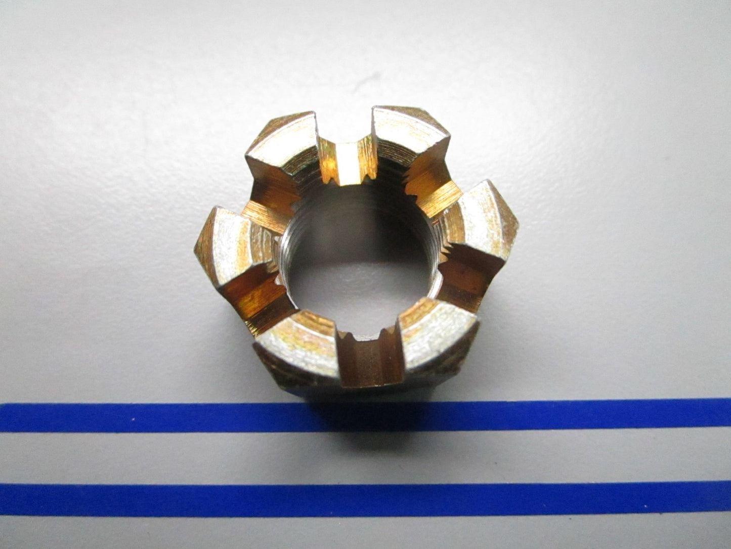*NEW OEM* 0810 Volvo Penta Nut 955883