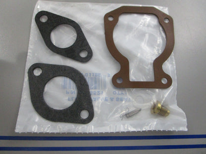 NEW OEM 439072 0439072 OMC Johnson Evinrude Carburetor Repair Kit Assembly 0810