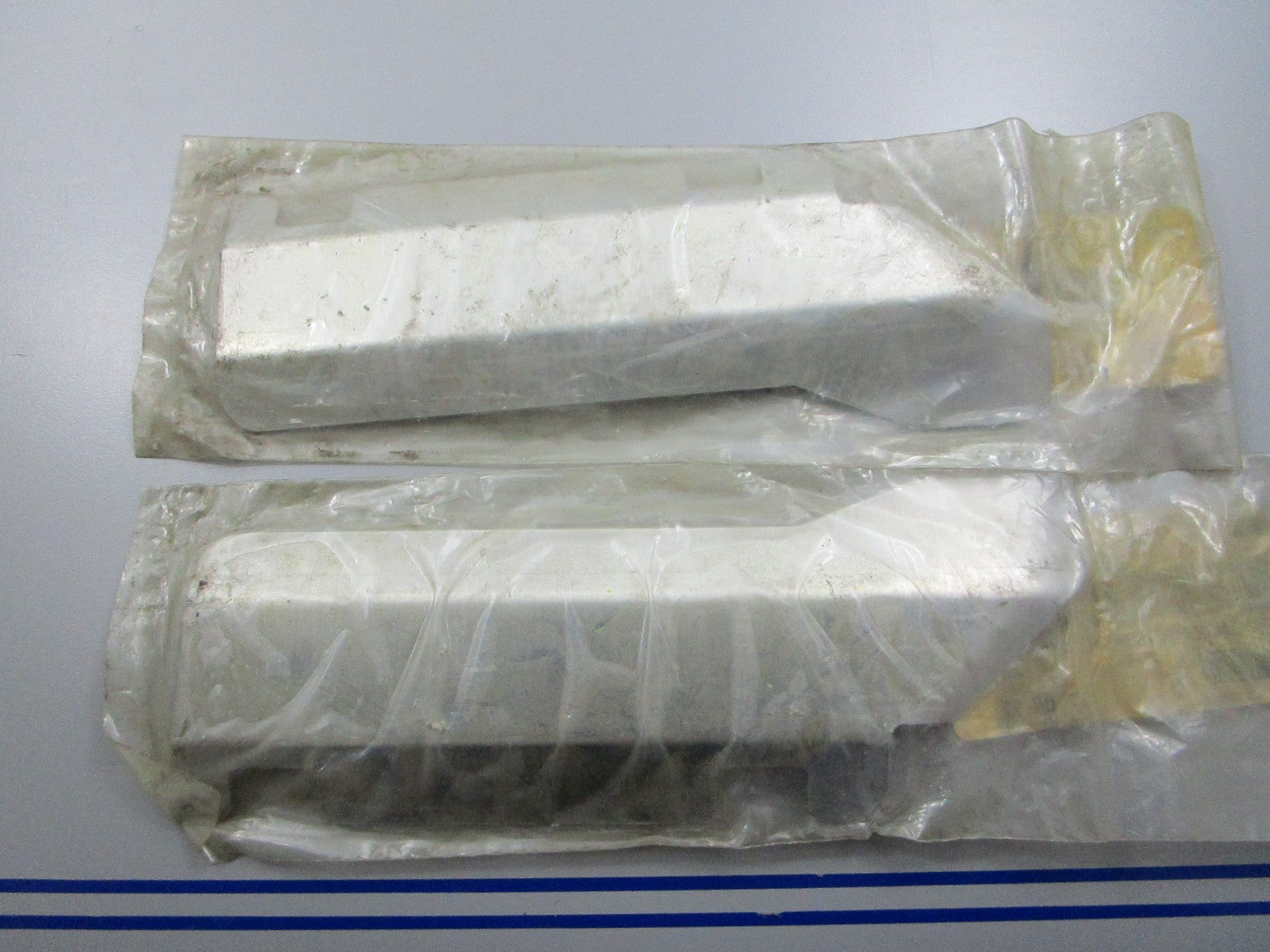 *NEW* 0810 Ski-Doo Front Head Guide 517279000