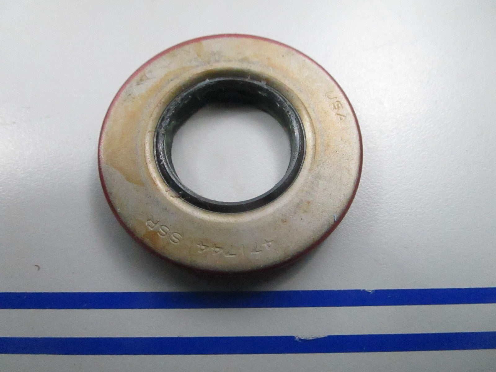 *NEW OEM* 0810 Tecumseh Oil Seal 788064