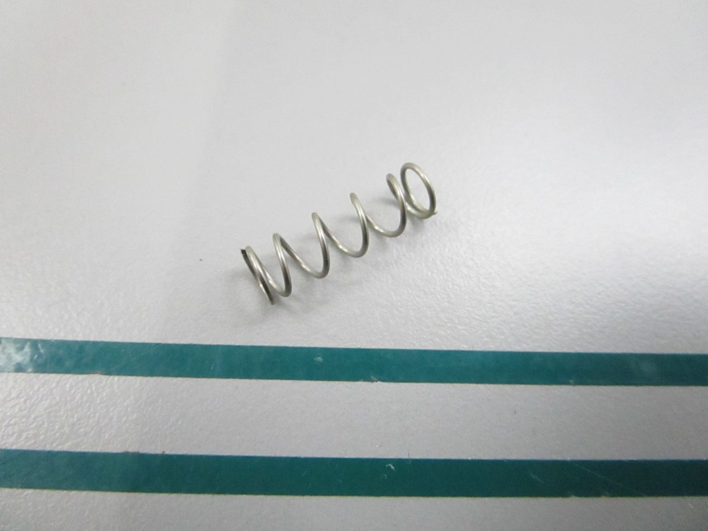 NEW OEM 30X-14334-00-00 Yamaha Spring 0810