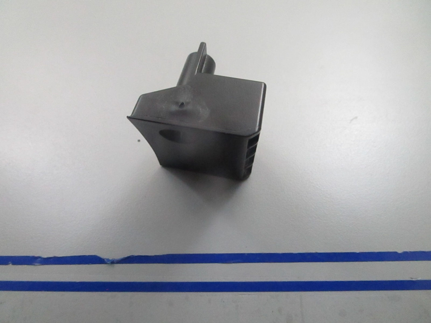 *NEW OEM* 0810 OMC Johnson Evinrude Water Intake Screen 348479 0348479