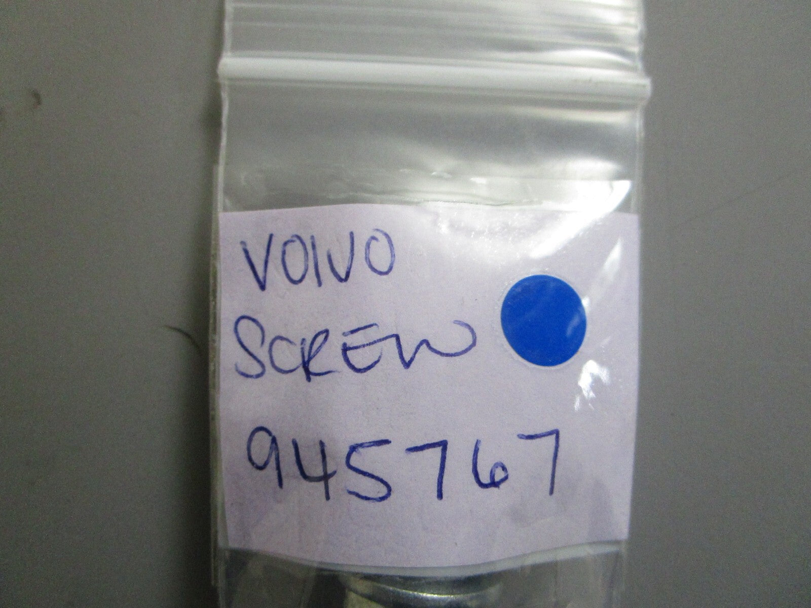 *NEW OEM* 0810 Volvo Penta Screw 945767