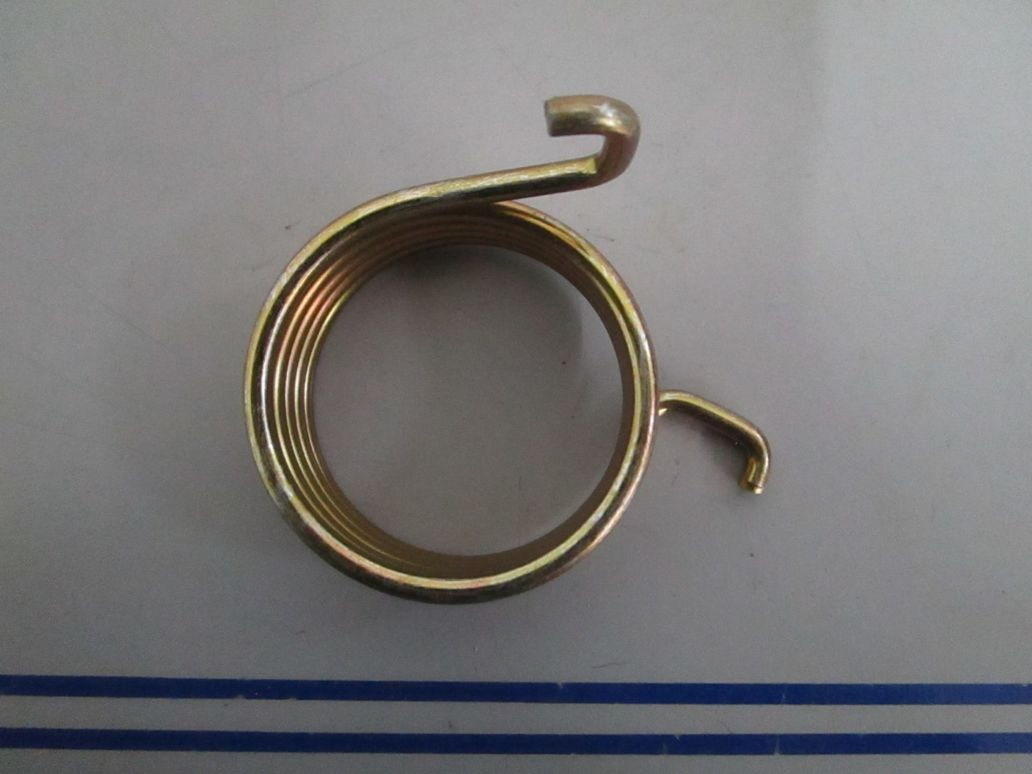 NEW OEM T77105 John Deere Spring 0820