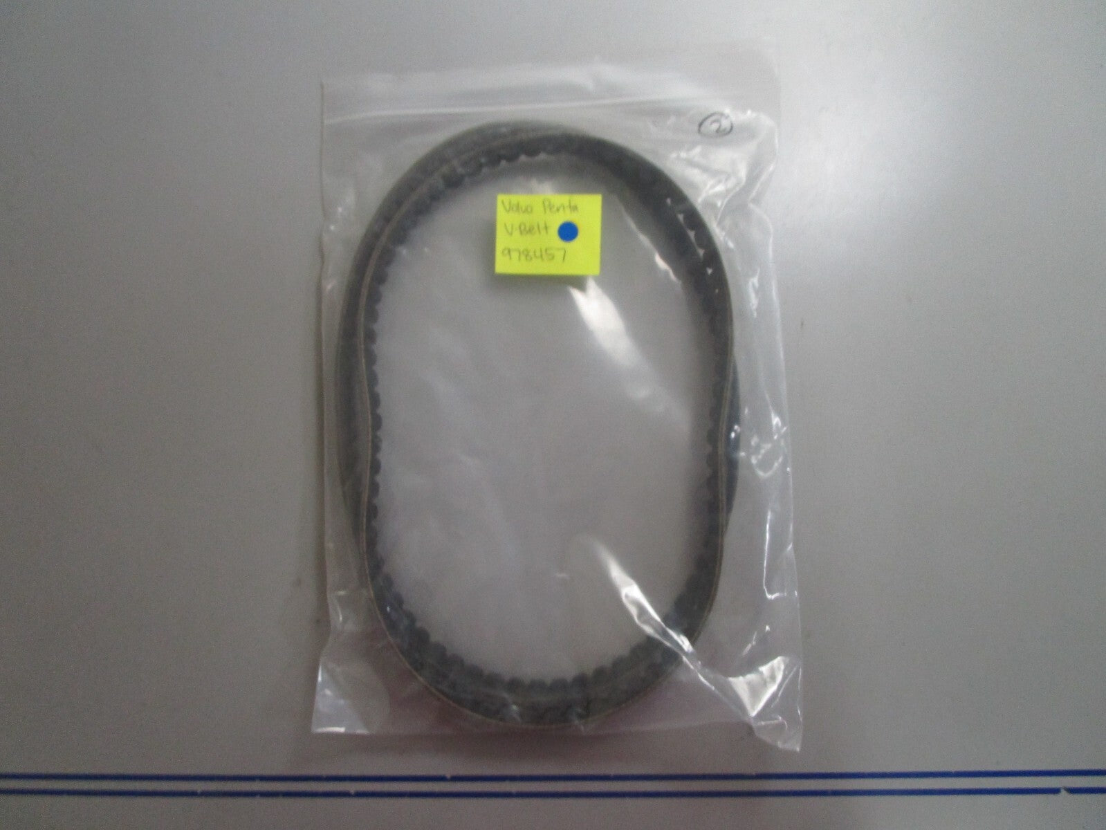 *NEW OEM* 0810 Volvo Penta V-Belt 978457