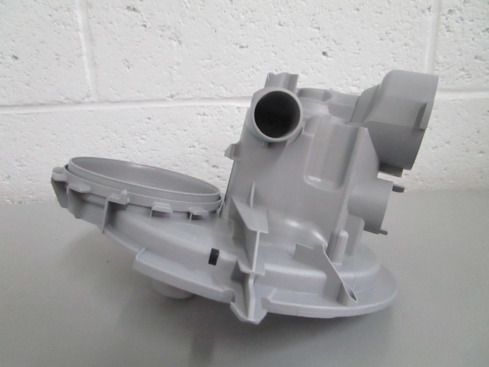 NEW OEM 00668102 Bosch Dishwasher Sump 0820