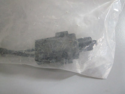 *NEW OEM* 0820 OMC Johnson Evinrude Switch Ay 587356 0587356