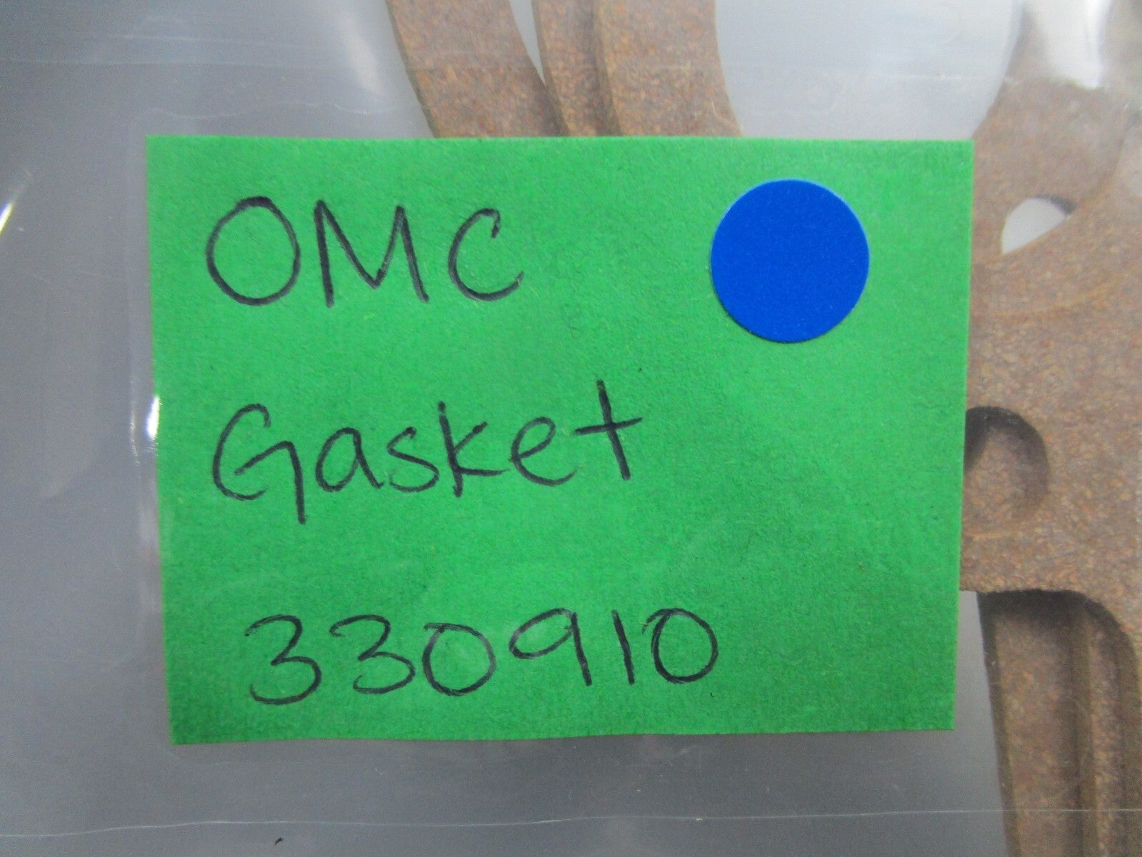 *NEW OEM* 0810 OMC Johnson Evinrude Gasket 330910 0330910