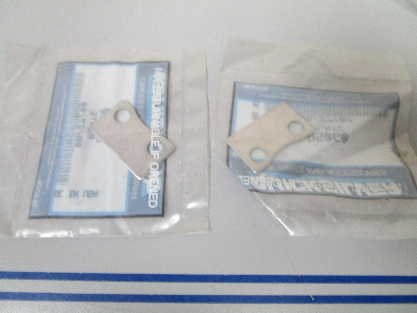 *NEW OEM* (LOT OF 2) 0810 Mercury Quicksilver Plate 85060
