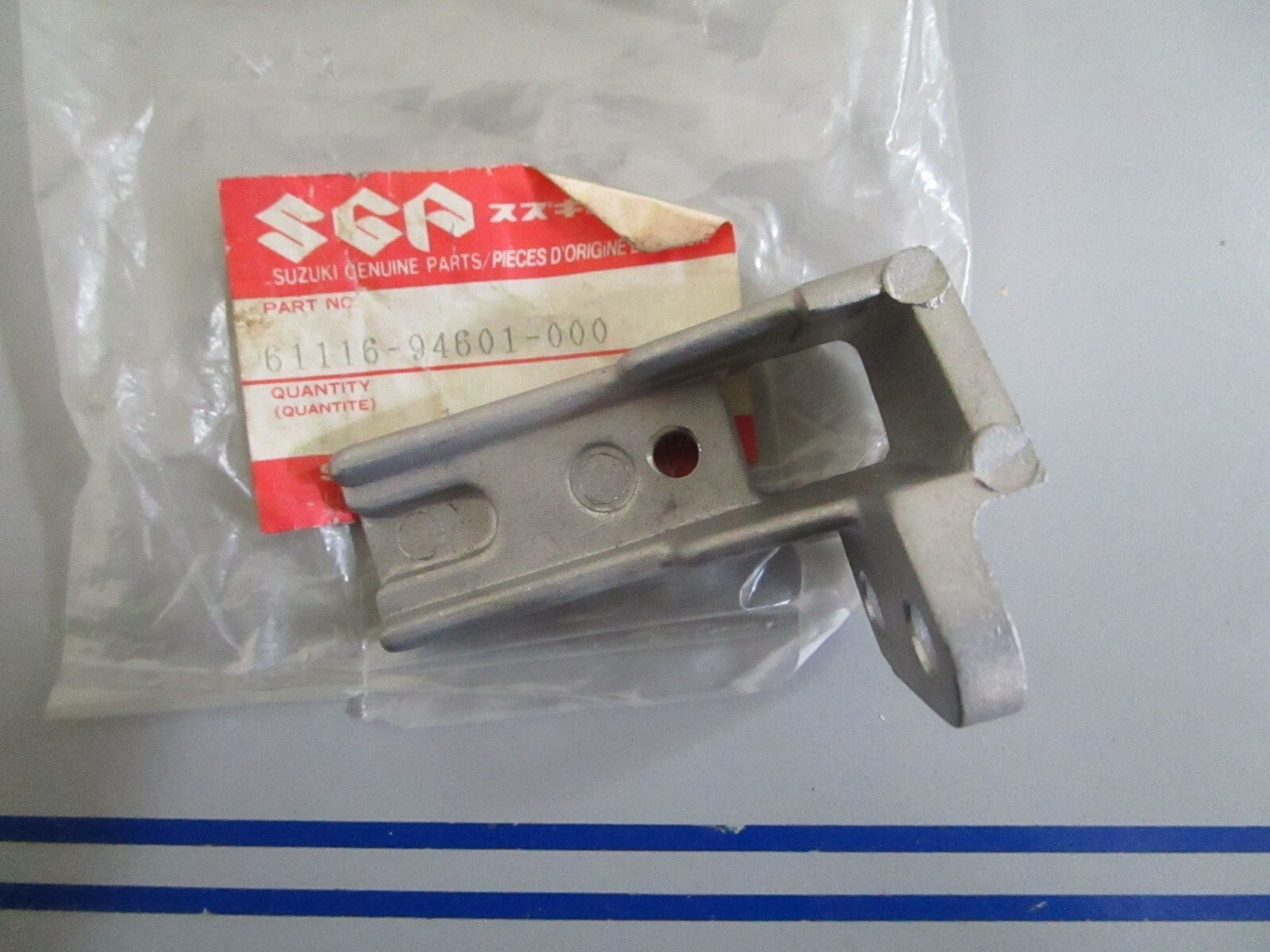 *NEW OEM* 0770 Suzuki Hook Bracket 61116-94601