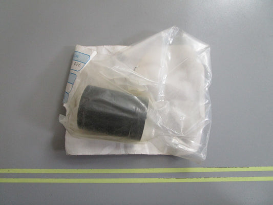 *NEW OEM* 0810 OMC Johnson Evinrude Grommet 327121 0327121