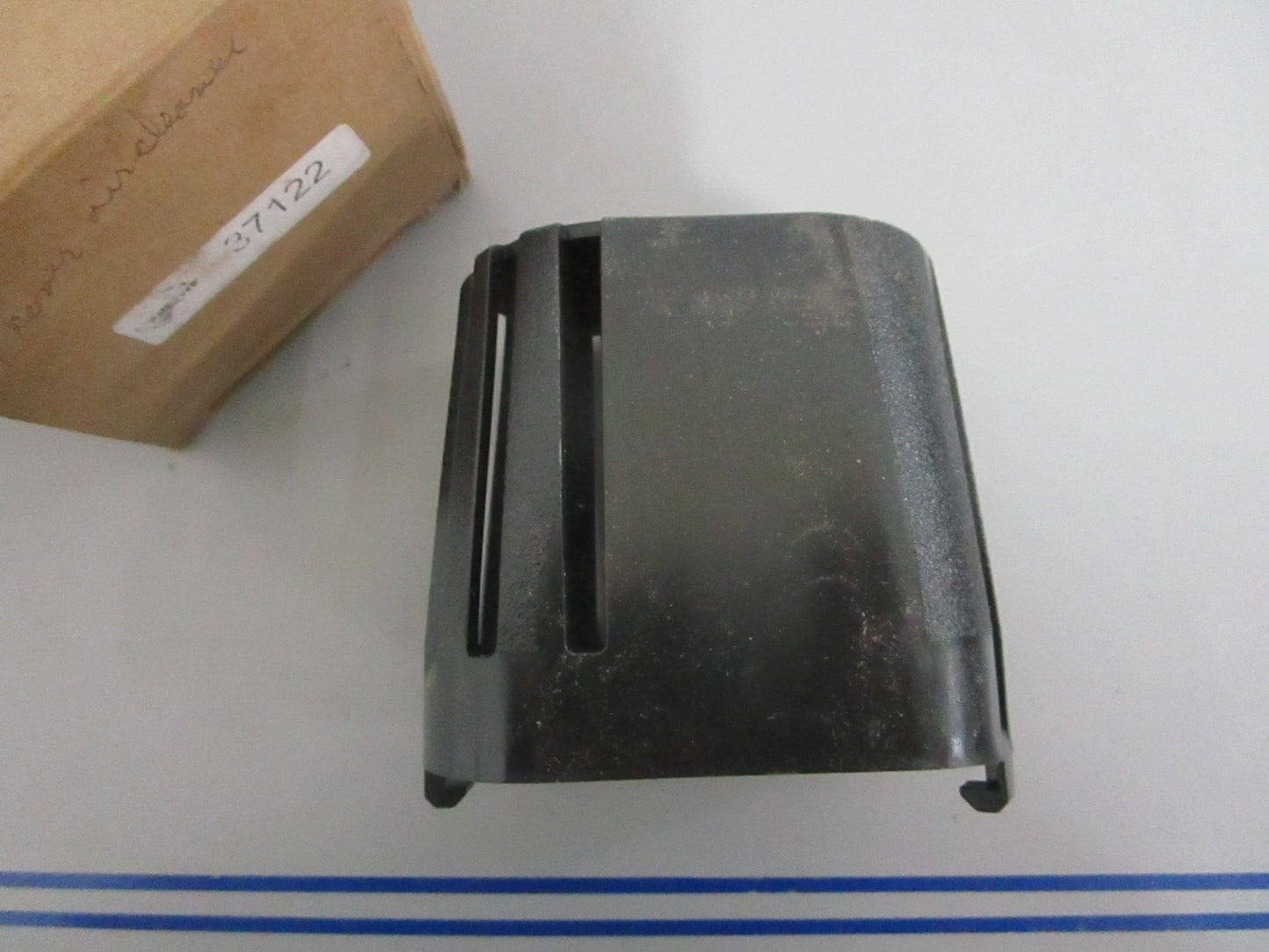 *NEW OEM* 0820 Tecumseh Air Cleaner Cover 37122