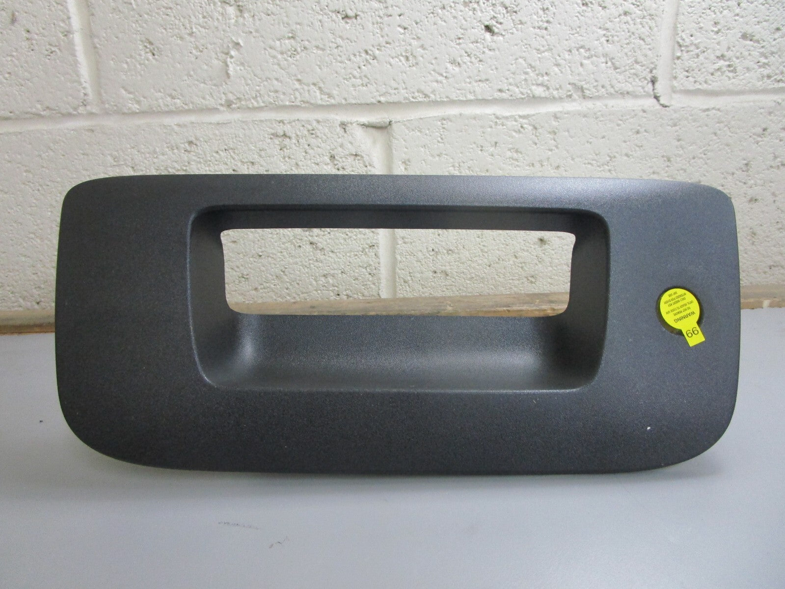 *NEW OEM* 0820 GM Tail Gate Lock Package 1782393