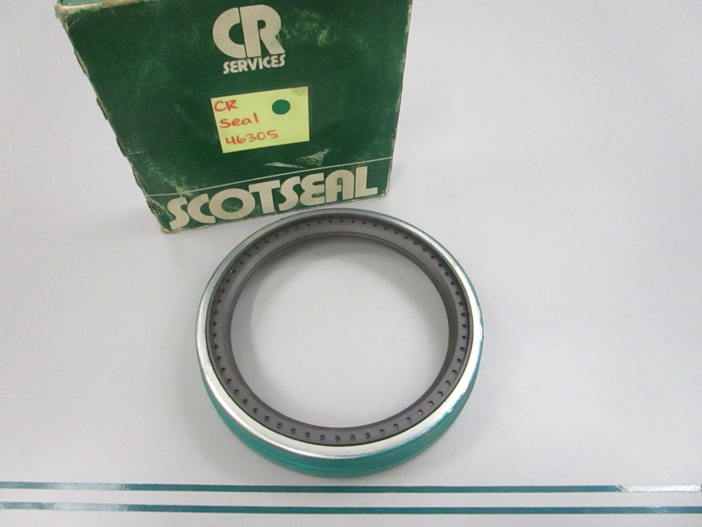 NEW 46305 CR Seal 0810