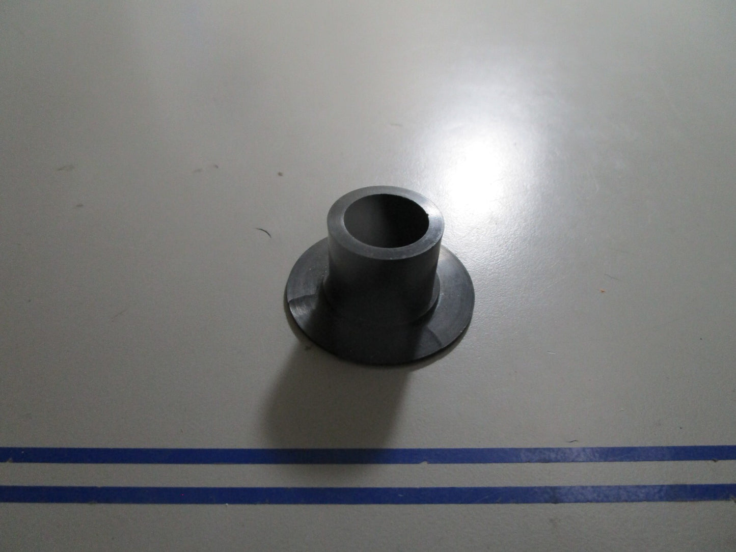 *NEW OEM* (LOT OF 2) 0810 Volvo Penta Bushing 826341