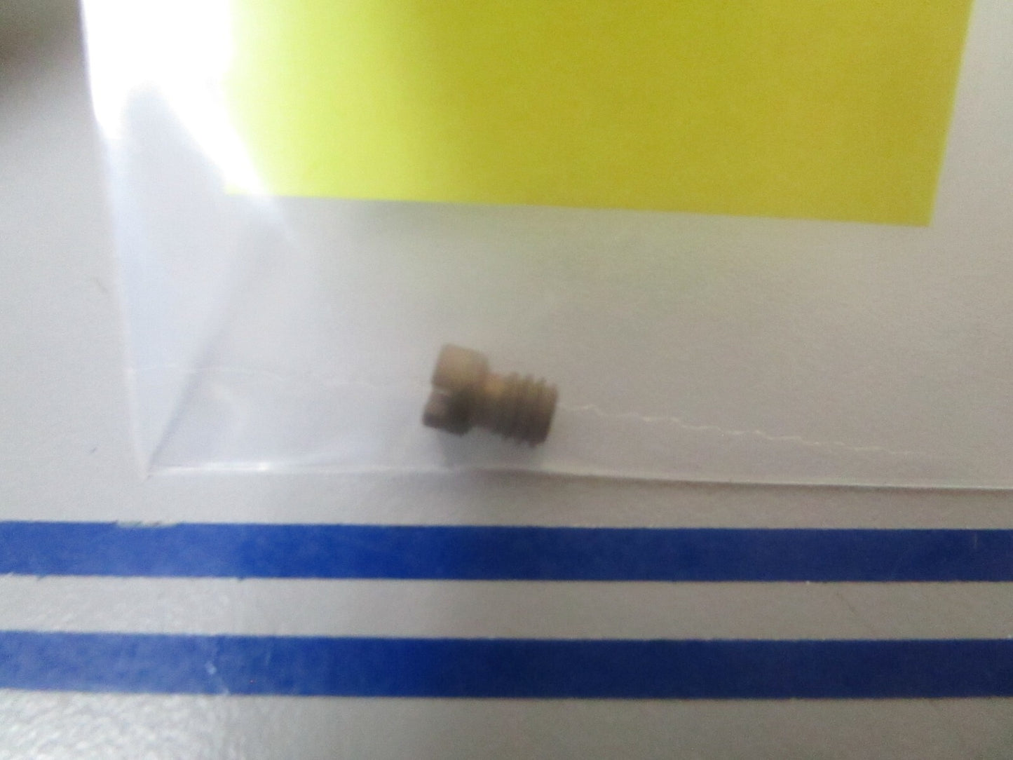 *NEW OEM* 0810 OMC Johnson Evinrude .044 Orifice (44) 325827 0325827