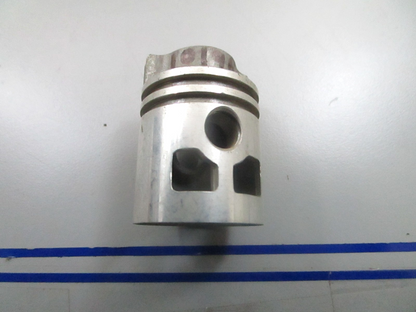 *NEW OEM* 0810 OMC Johnson Evinrude Piston 101963 0101963