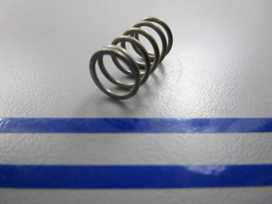 *NEW OEM* 0810 OMC Johnson Evinrude Idle Screw Spring 331591 0331591