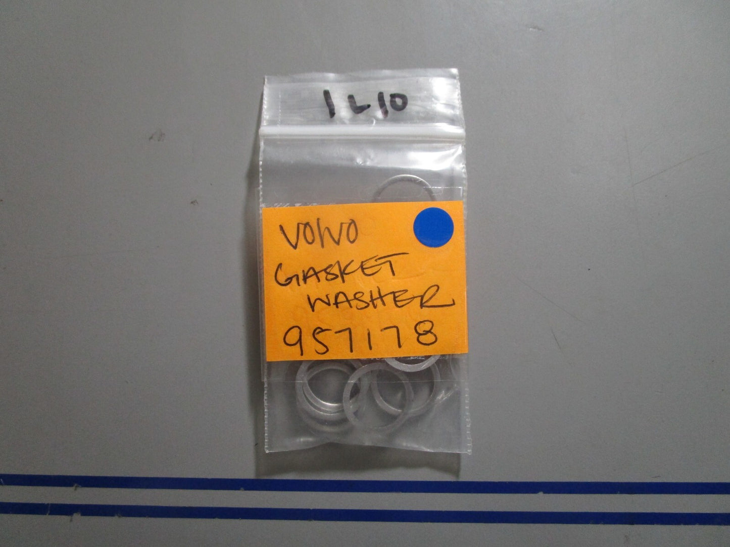 *NEW OEM* (LOT OF 10) 0810 Volvo Penta Gasket Washer 957178