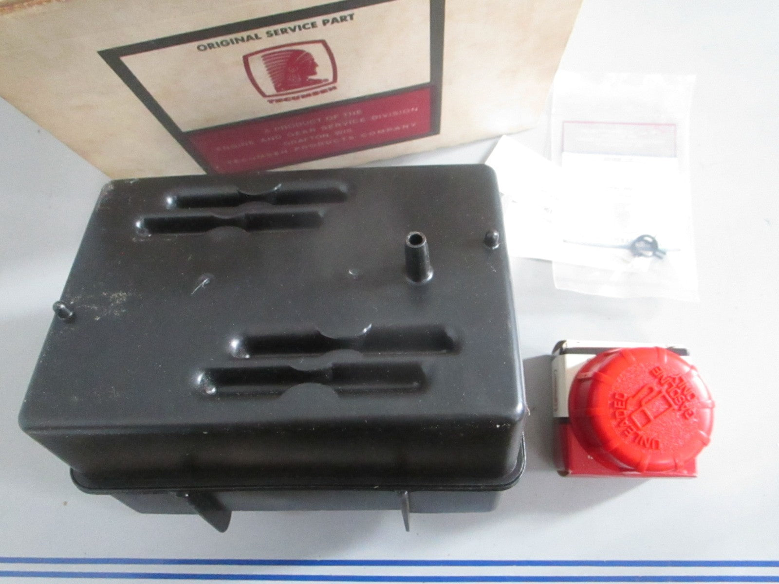 NEW OEM 35584 Tecumseh Fuel Tank 0820