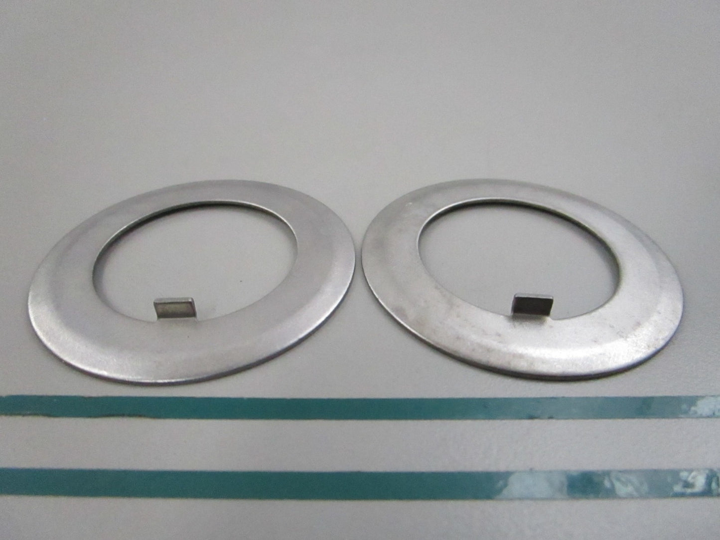 NEW OEM (LOT OF 2) 90214-30003-00 Yamaha Claw Washer 0810