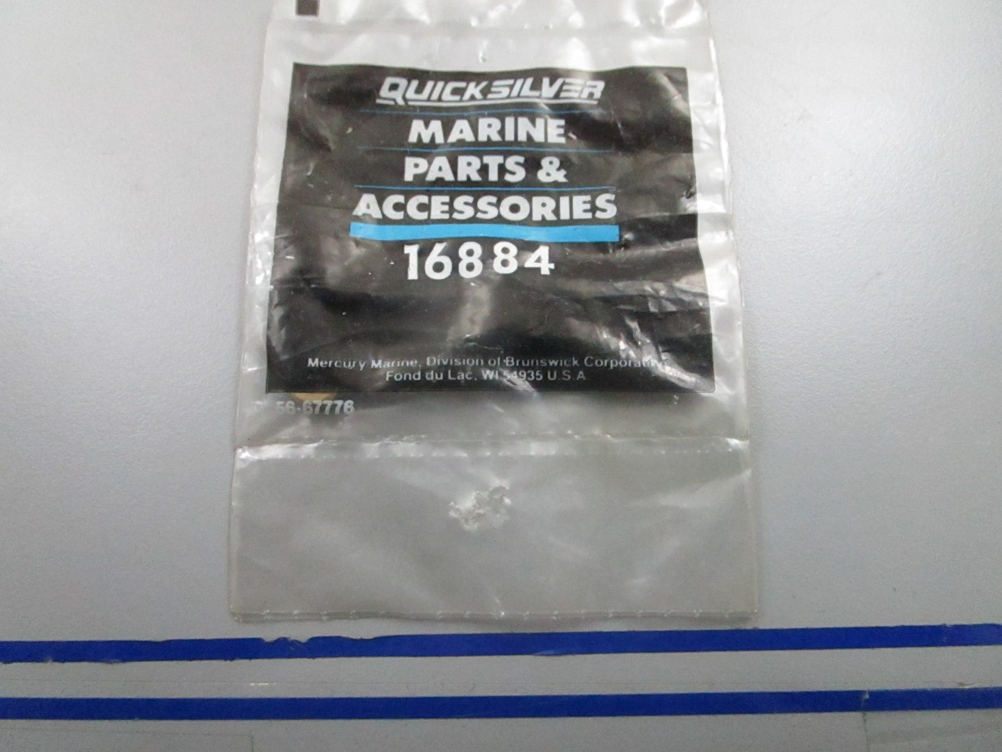 *NEW OEM* 0810 Mercury Quicksilver Roller 16884