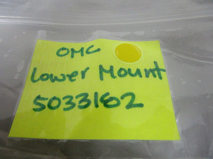 *NEW OEM* 0720 OMC Johnson Evinrude Lower Mount 5033182