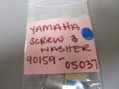 *NEW OEM* (LOT OF 5) 0810 Yamaha Screw & Washer 90159-05037