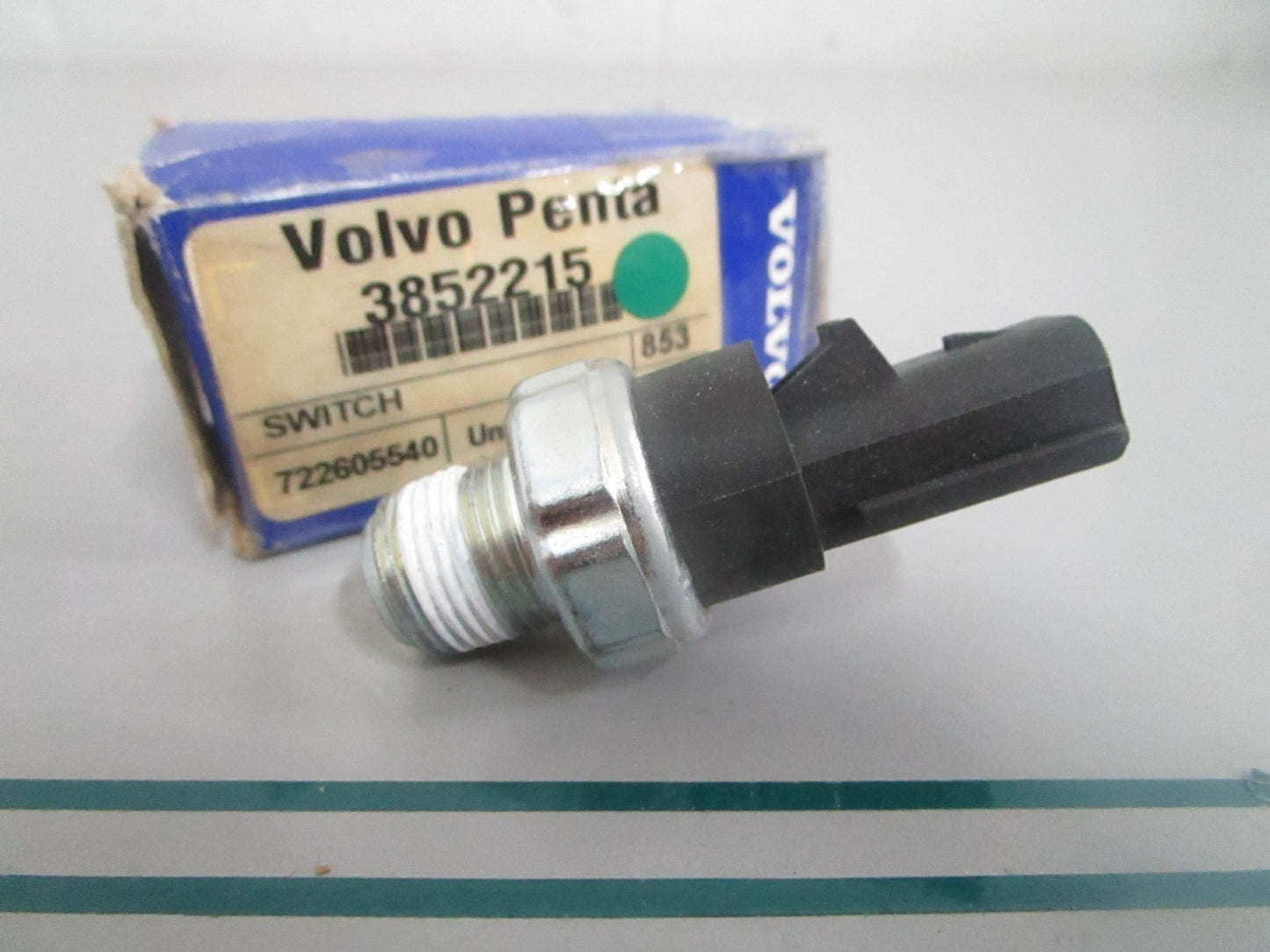 Volvo Penta 3852215 Oil Pressure Switch 3.0L 4.3L 5.0L 5.7L 8.1L NEW OEM 0820