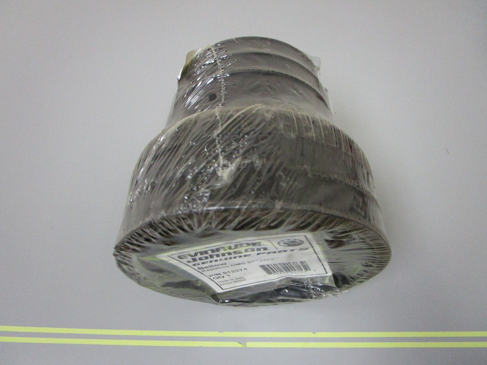 *NEW OEM* 0810 OMC Johnson Evinrude Exhaust Hose 912374 0912374