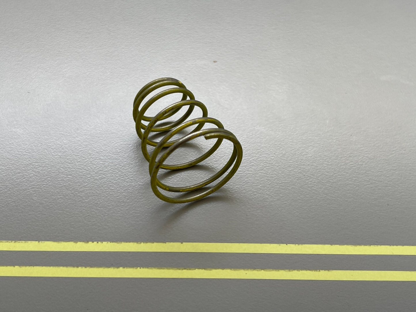 *NEW OEM* 0810 Mercury Quicksilver Spring 343977