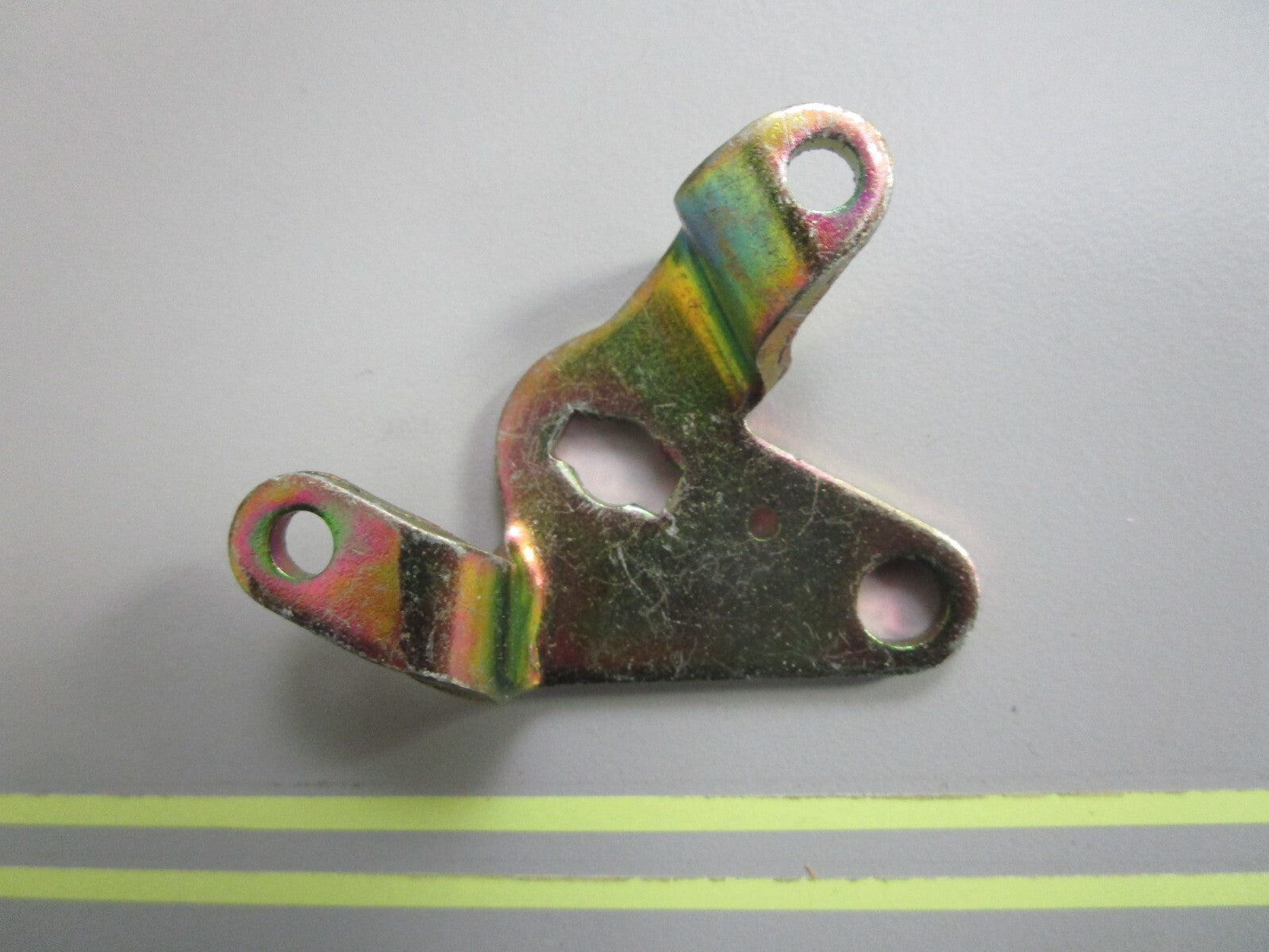 *NEW OEM* 0810 Volvo Penta Intermediate Lever 848677