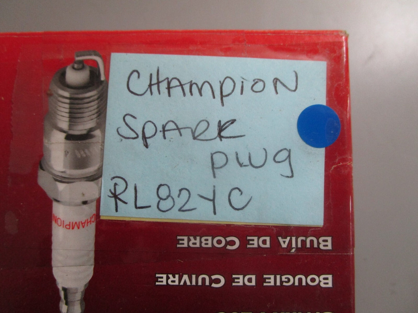 *NEW* (LOT OF 4) 0810 Champion Spark Plug RL82YC