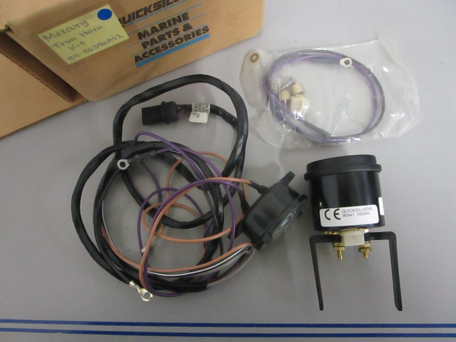 NEW OEM 84-86396A12 Mercury Quicksilver Trim Horn Kit 0820
