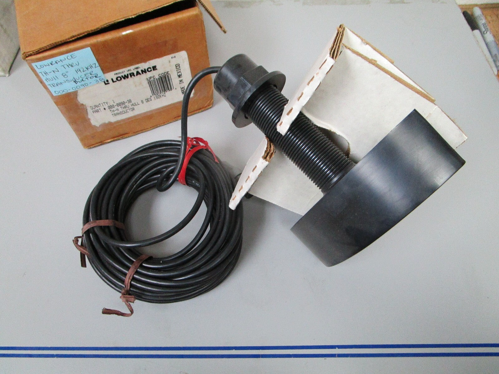 *NEW* 0720 Lowrance TH-N Thru Hull 8° 192KHZ Transducer Transductor 000-0090-38