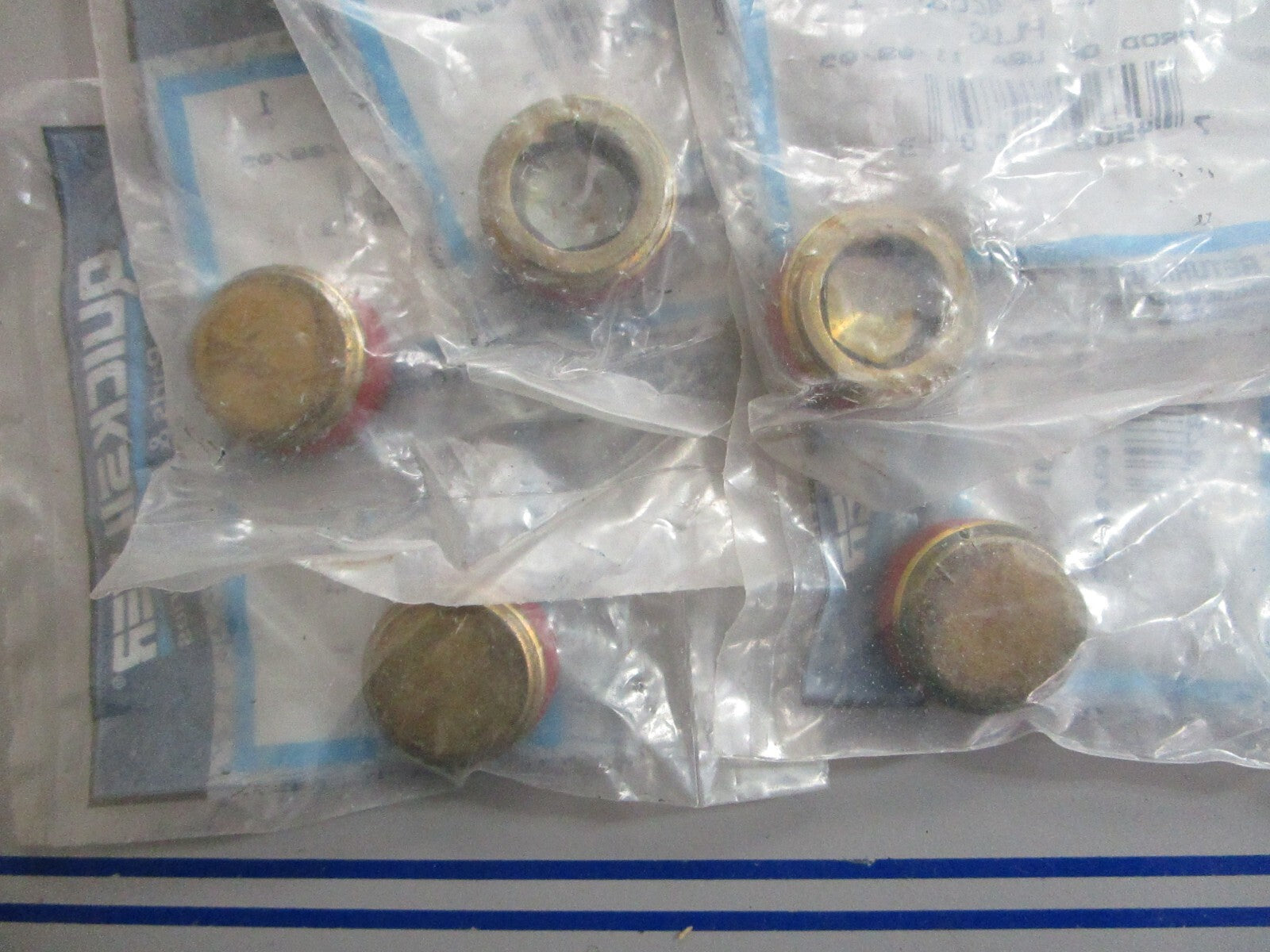 *NEW OEM* (LOT OF 5) 0820 Mercury Quicksilver Plug 22-42861 1