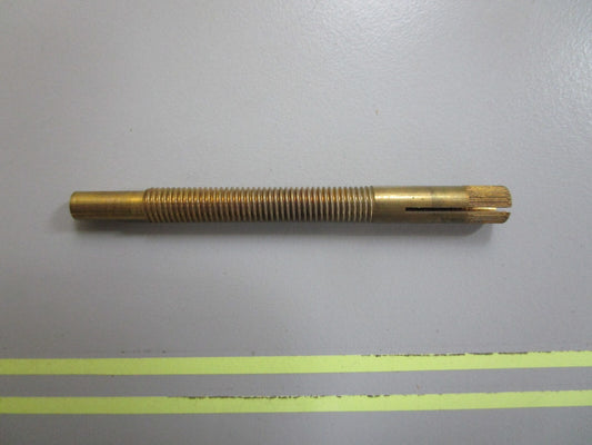 *NEW OEM* 0810 OMC Johnson Evinrude Needle Valve 305505 0305505