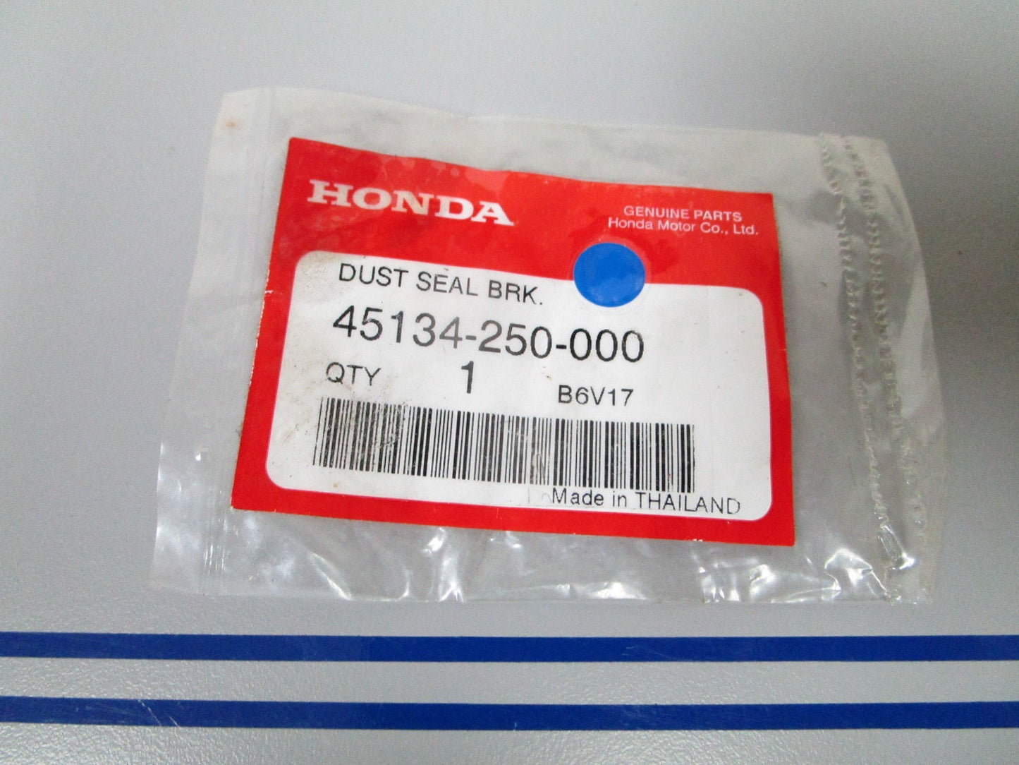 NEW OEM 45134-250-000 Honda Brake Dust Seal 0720