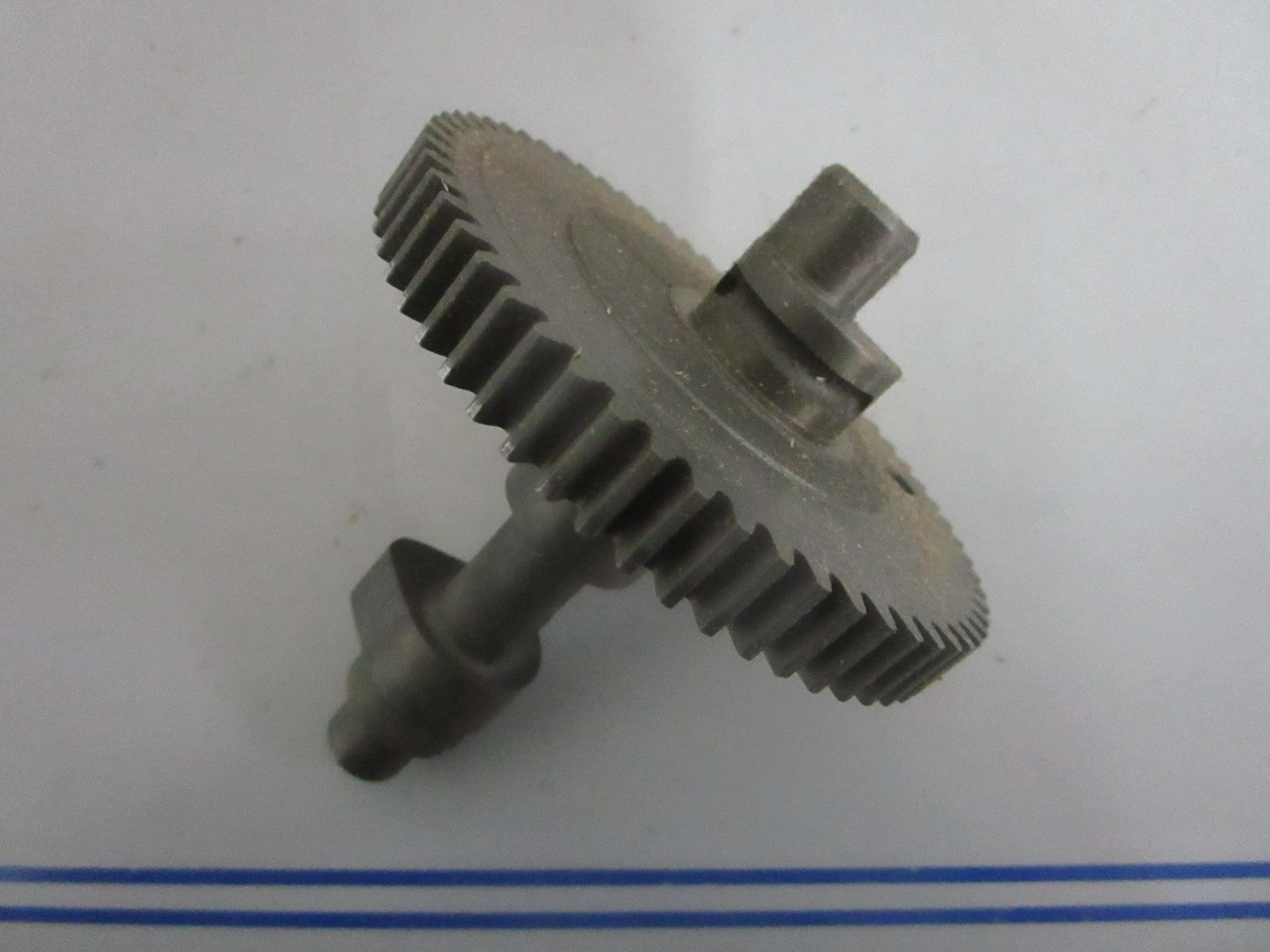 NEW OEM 32114 Tecumseh Chamshaft 0820