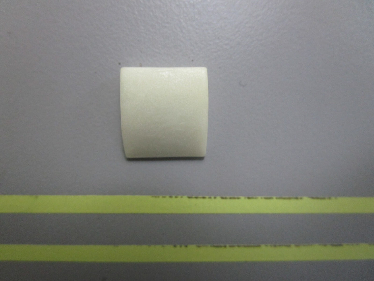 *NEW OEM* 0810 OMC Johnson Evinrude Impeller Key 331107 0331107