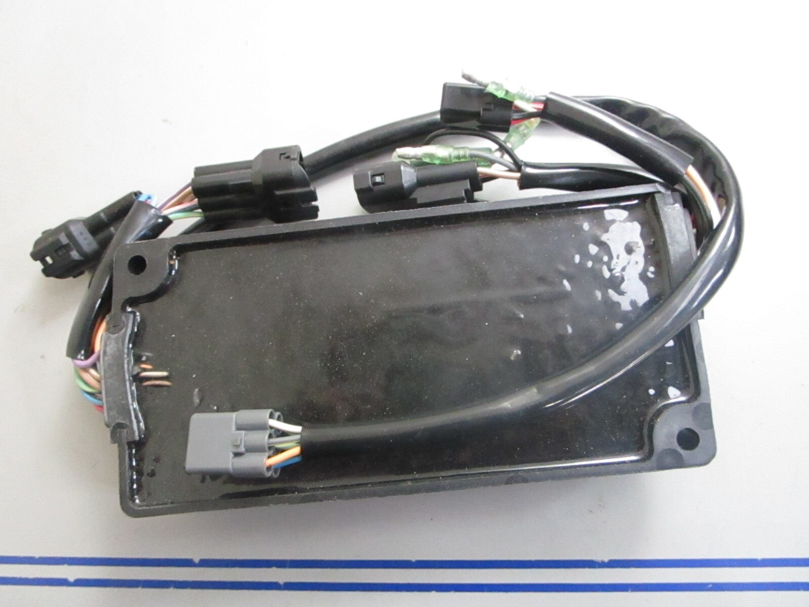 *NEW OEM* 0820 Suzuki Ignition Control Unit 32910-92E20