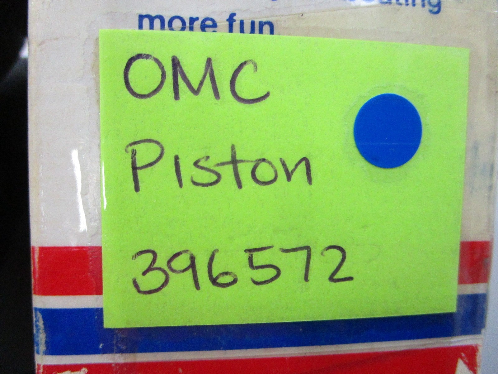 *NEW OEM* 0810 OMC Johnson Evinrude Piston 396572 0396572
