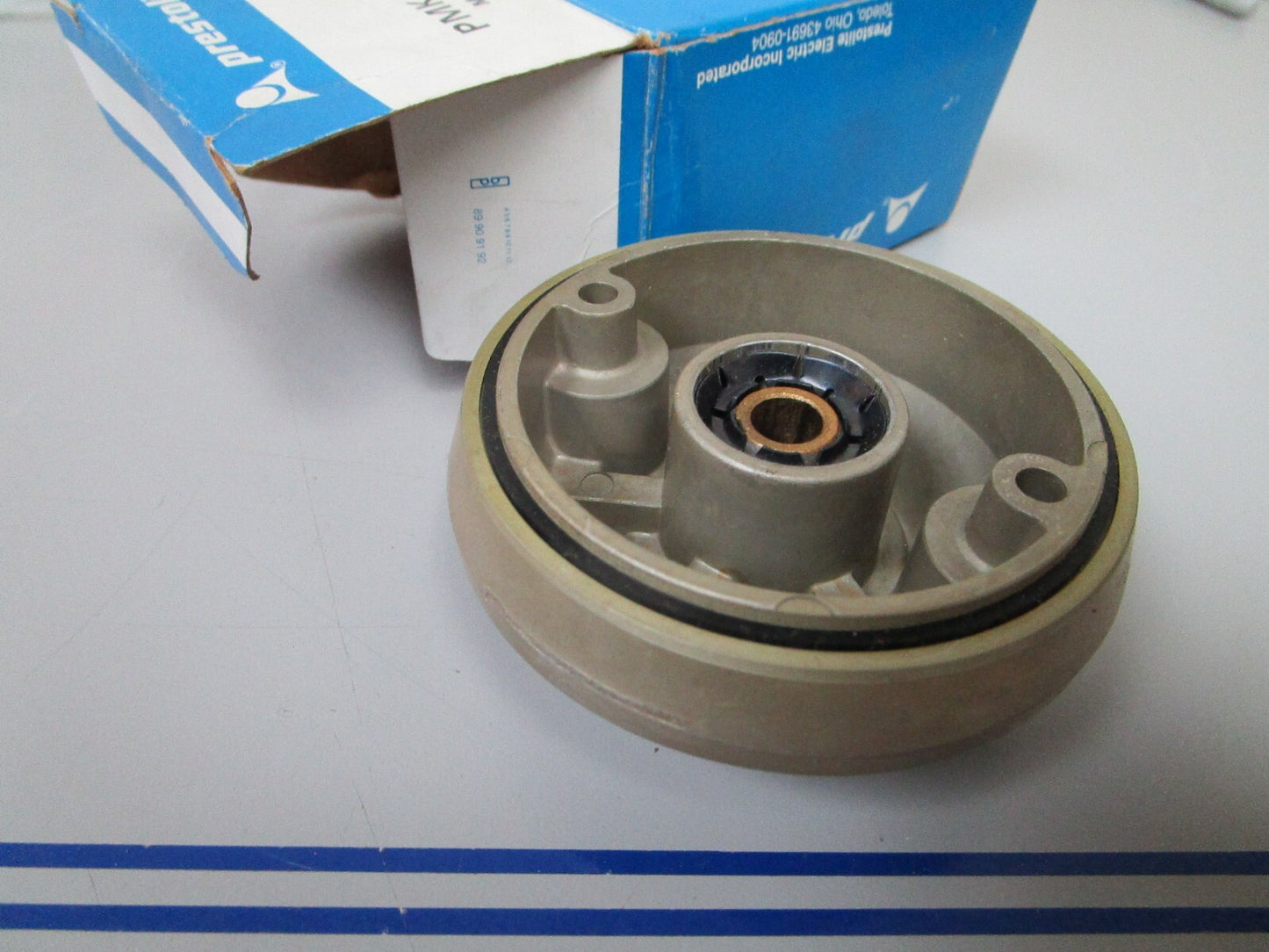 *NEW OEM* 0720 OMC Johnson Evinrude Prestolite Drive End Head 433612 0433612