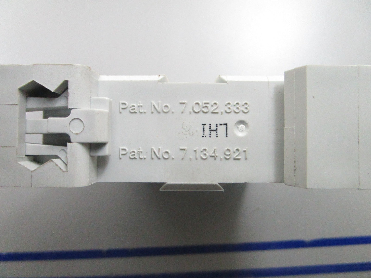 *NEW OEM* 0810 Eriflex Erico SB125 Power Block 561158