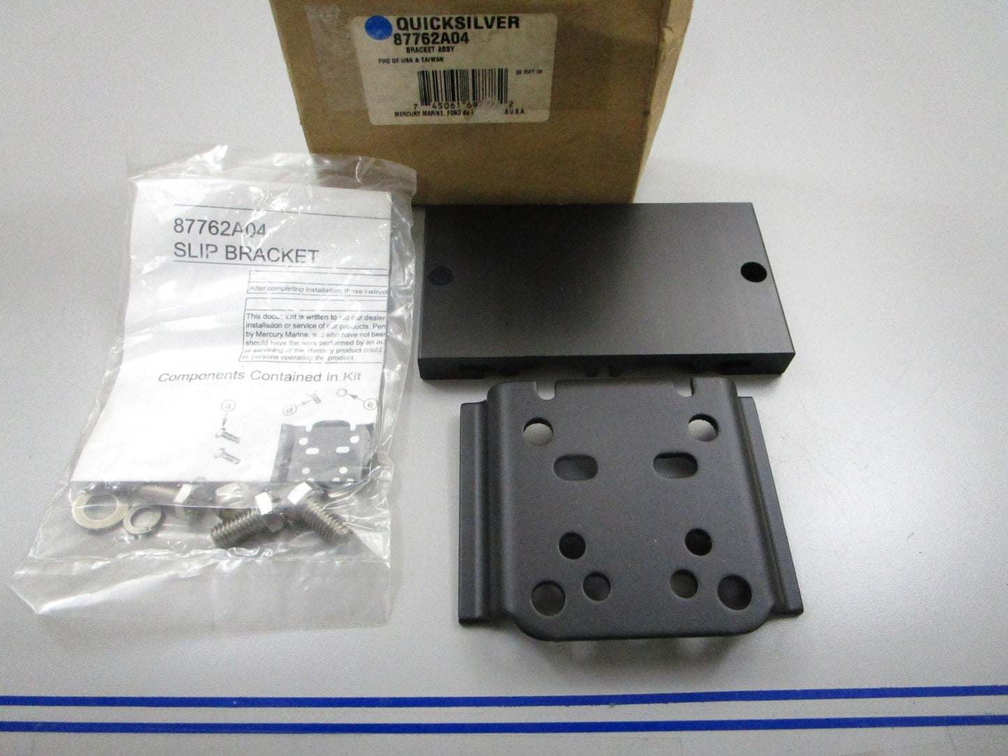 *NEW OEM* 0720 Mercury Quicksilver Bracket Assembly 87762A04