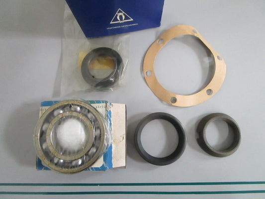 NEW OEM 1113500068 Mercedes-Benz Repair Kit 0820