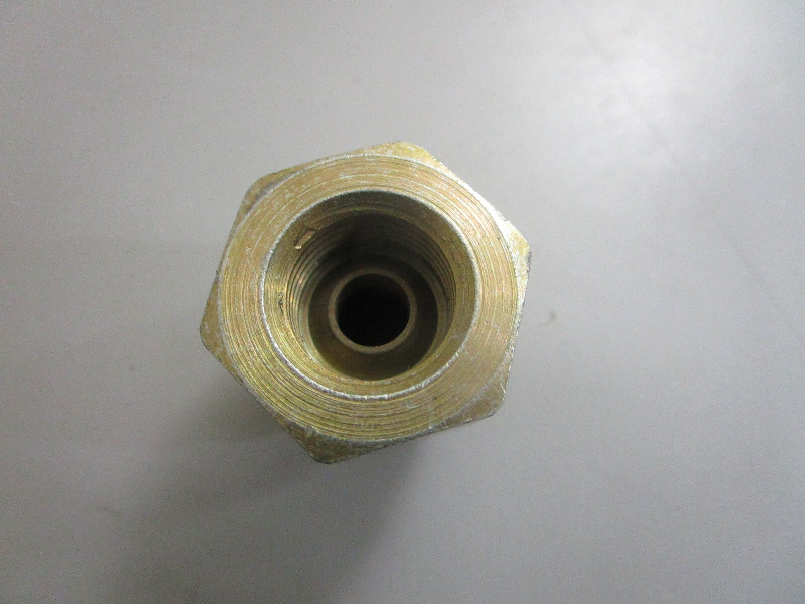 *NEW OEM* 0820 Volvo Penta Nut 835574